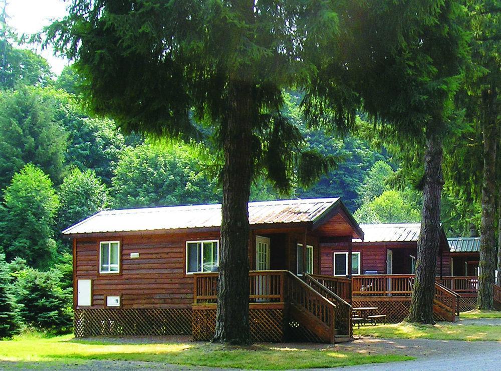 Thunderbird Rv & Camping Resort モンロー エクステリア 写真